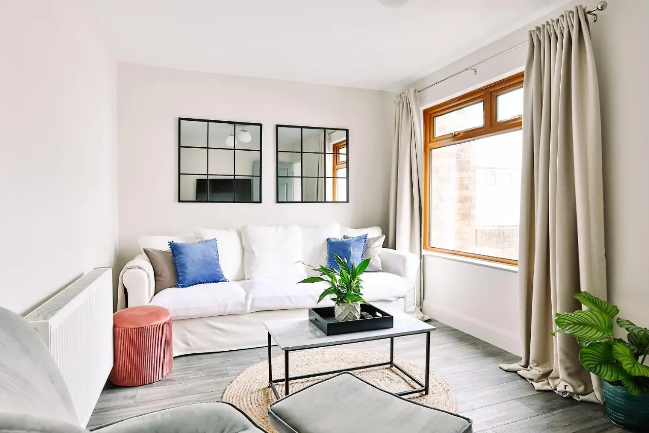 Holiday home Family Town House Villa Belfast