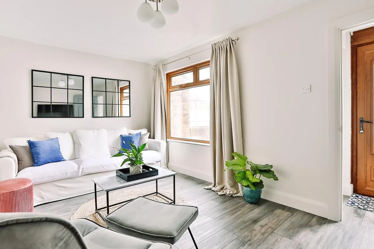 Family Town House Vila Belfast Reino Unido